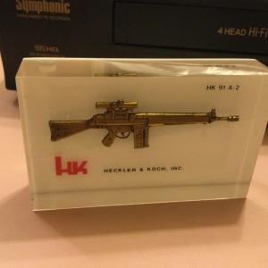 HECKLER &KOCH  HK 91 A2 acrylic paperweight 