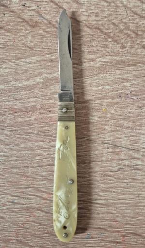 2 12quot Single Blade Knife Camillus Cutlery Co Camillus NY USA c1930s1940s