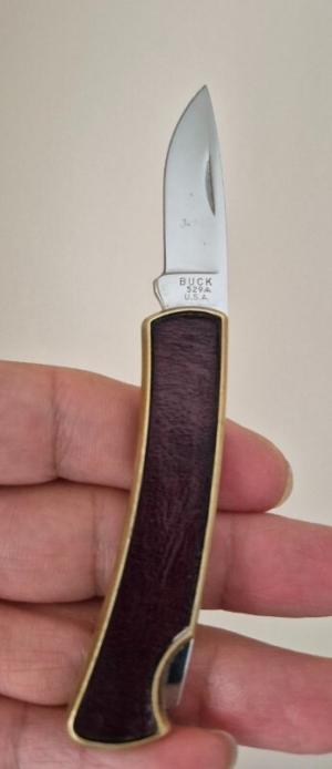Buck 529 Red Shark Buckskin Lockback Knife