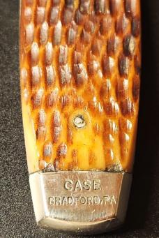 Pair of Case Bone Fixed Blade Knives - OLD!