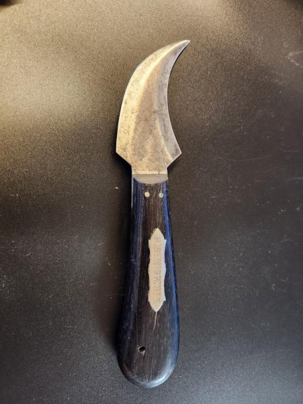 100 year old fishing knife 100 year old fishing knife