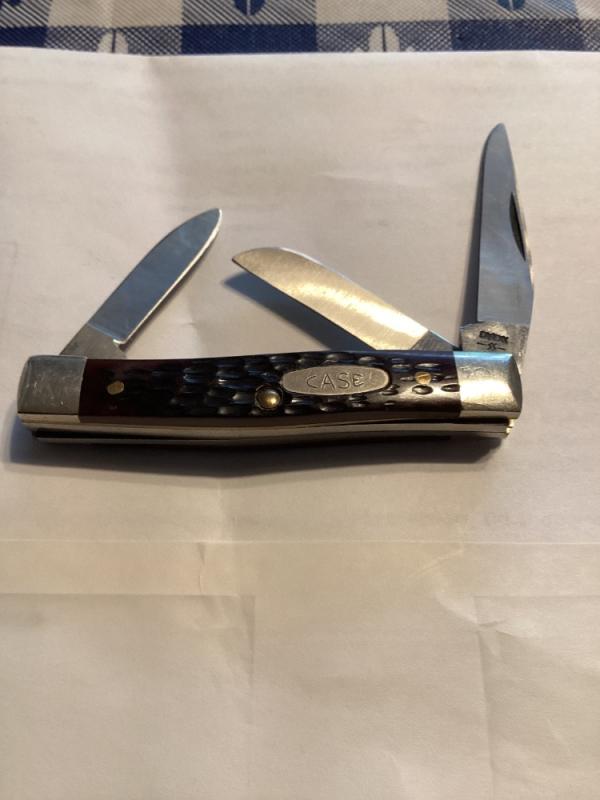 Never carried CASE XX 63033 as 3 blade pocket knife stockman Never carried CASE XX 63033 as 3 blade pocket knife stockman