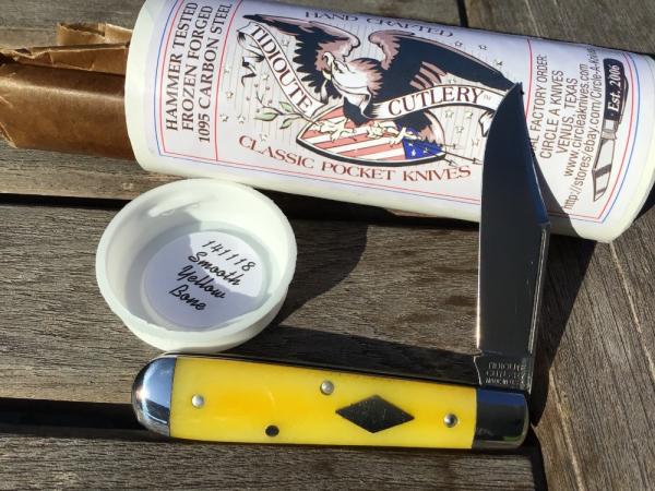 Great Eastern Cutlery 141118 Yellow Smooth Bone - Diamond Shield Great Eastern Cutlery 141118 Yellow Smooth Bone - Diamond Shield