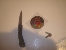 CASE LOT KNIFE COIN AND PIN CASE 059L SS PLUS COLLECTORS COIN AND TIE TACK HAT PIN