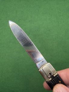 Spanish Aitor Lever Switchblade