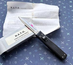Tomb Raider Out The Front (OTF) Switchblade Knife With Original Box And Paper, Unused 