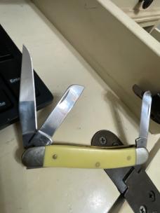 Case 3318 SS yellow stockman 2021