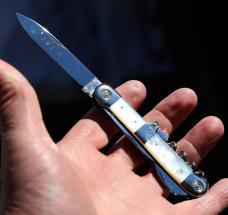 Unused salesman sample pearl bar knife. Mint. 1880’s, F. Herder, Germany. Completely original