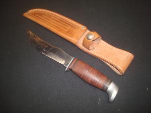 CASE XX 323-5 1984 6 DOT WITH SHEATH VINTAGE CASE KNIFE