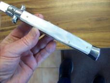 Vintage Italian Automatic Stiletto 13 Incher Swivel Bolster Inox Pearlex Bayo Looks UNUSED! 