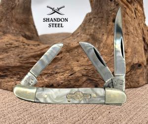 GERMAN BULL BRAND Faux Pearl Cracked Ice 3 Blade Stockman Pocket Knife (1)