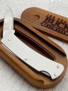 Buck Made In USA 1902-2002 100 Year Commemorative Knife In Wooden Display Box