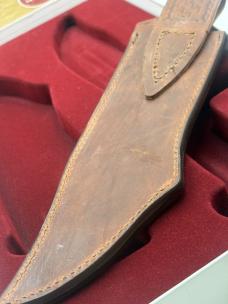 WR Case & Sons Cutlery Co 2012 Bowie Fixed Blade Hunting Knife With Leather Sheath