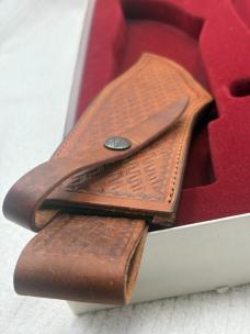 WR Case & Sons Cutlery Co 2012 Bowie Fixed Blade Hunting Knife With Leather Sheath