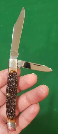Vintage Queen #9105 USA, Two Blade Jack Knife ,Delrin handle, Q82
