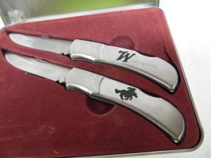 WINCHESTER 200th COMMEMORATIVE KNIVES IN TIN FEW YEARS OLD UNUSED