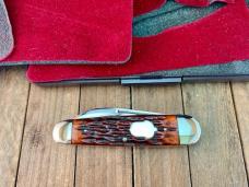 Cattaraugus Cutlery A.G. Russell Sleeveboard Whittler Brown Jigged Bone 1989 Please Read Description