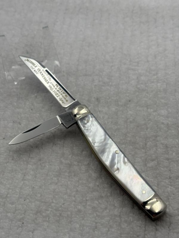 Fightin Rooster Frank Buster Celebrated Cutler 1982 Middle TN Knife Collectors (126) Fightin Rooster Frank Buster Celebrated Cutler 1982 Middle TN Knife Collectors (126)