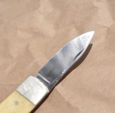 Khyber (KA-BAR) Japan 3 1/2" Closed, White Bone 1970's Little Use Top Tight No Play Lots Of Defects!
