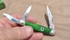 RR Split Back Spring Green Bone 3 5/8" Closed NOS Fancy Bolsters Shield Frosted Blade Original Box