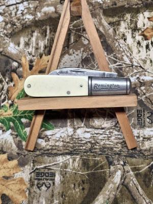 REMINGTON BARLOW WHITE HANDLES