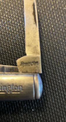 REMINGTON BARLOW WHITE HANDLES