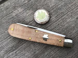 Great Eastern Cutlery 394124 Fiddleback Maple #157 Maple Leaf Shield