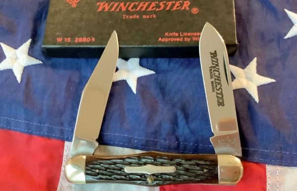 1988 Winchester Heavy Duty 4” Moose Knife (Mdl 2880 1/2) w Nice Brown Bone Handles. -NOS in Orig Box 1988 Winchester Heavy Duty 4” Moose Knife (Mdl 2880 1/2) w Nice Brown Bone Handles. -NOS in Orig Box
