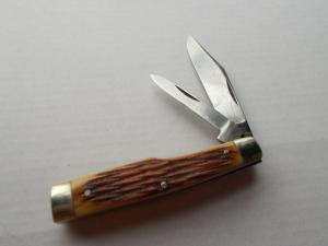 Bostwick-Braun Toledo, Ohio Gunstock Jack Knife 