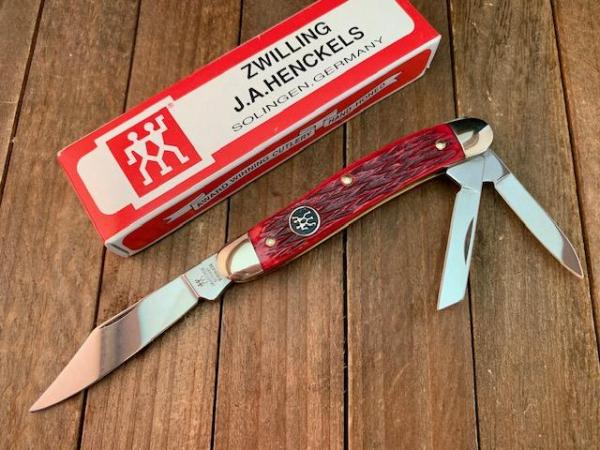 Henckels by Boker Whittler Red Pin Feather Jigged Bone Solingen Germany