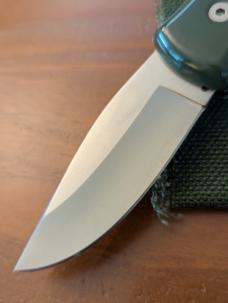 NOS MCM ITALY MADE FLUSH BUTTON AUTOMATIC KNIFE 