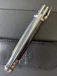 NIB AGA Campolin Old Style 21cm - 8" Birdbeak leverlock in Blonde Brazilian Horn 
