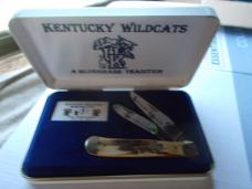 Case 5254 Stag Trapper University of Kentucky Knife 