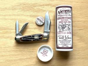 Great Eastern Cutlery GEC Oxblood Stagcut Natural Bone Geppetto Whittler 571326