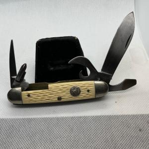 Vintage ULSTER 5 tool BOY SCOUT KNIFE WHITE JIGGED DELRIN 