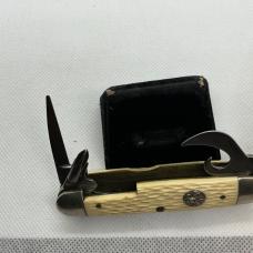 Vintage ULSTER 5 tool BOY SCOUT KNIFE WHITE JIGGED DELRIN 