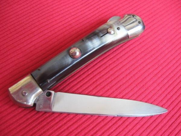 Vintage ITALIAN Rostfrei Horn Lockback Switchblade Knife