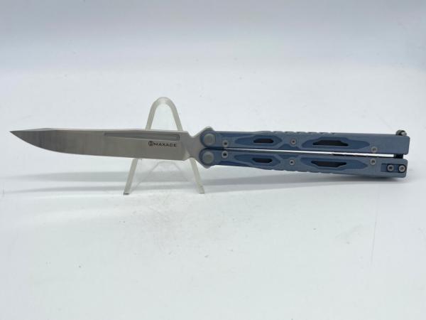 MAXACE Designed by MidnightCat Unicorn Blue G10 Balisong Butterfly w/ OMP Box MAXACE Designed by MidnightCat Unicorn Blue G10 Balisong Butterfly w/ OMP Box