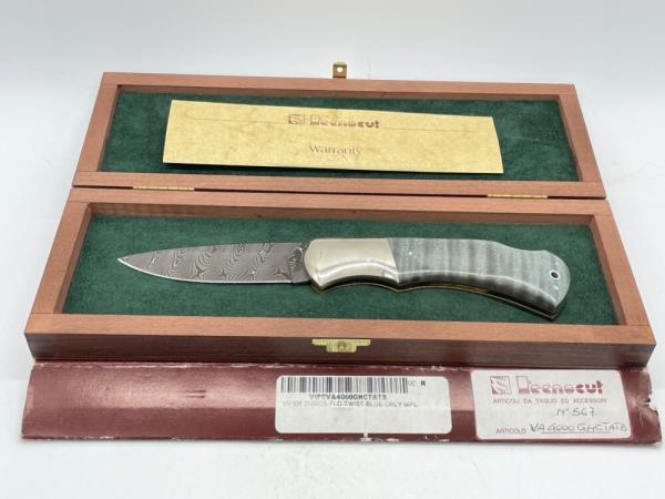 VIPER by TECNOCUT KNIVES #567 Damascus Blue Curly Maple Folding Hunter w/ OMP Box VIPER by TECNOCUT KNIVES #567 Damascus Blue Curly Maple Folding Hunter w/ OMP Box