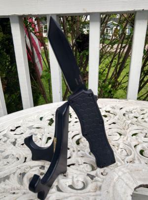 Hogue Exploit OTF Black Tanto Black - NIB