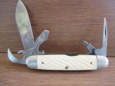 Ulster USA Official Boy Scout Knife   With etch