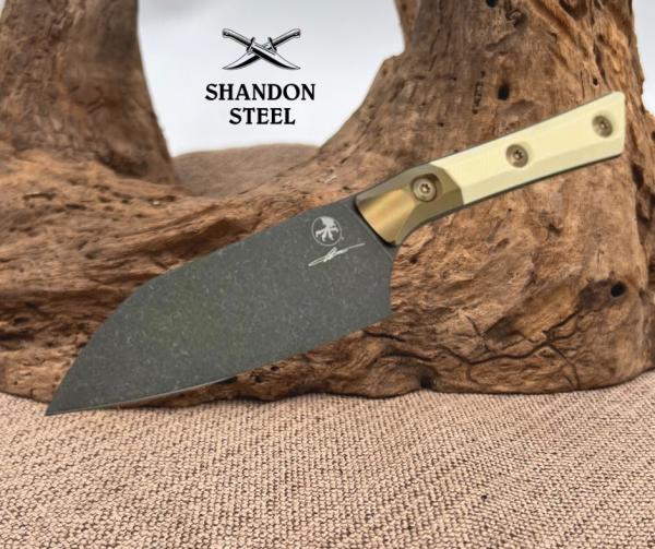 Microtech Santoku 4.2" Ivory G-10 Handle Titanium Bolster M390MK 3300B-1DLCIVS Microtech Santoku 4.2" Ivory G-10 Handle Titanium Bolster M390MK 3300B-1DLCIVS