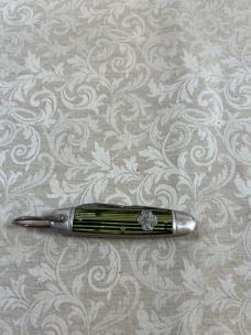 Vintage Utica Cutlery Girl Scout Featherweight  Knife