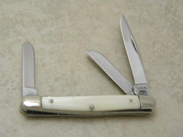 Case XX USA 8 Dot 1972 Imitation Pearl 9327 Small Stockman Knife Case XX USA 8 Dot 1972 Imitation Pearl 9327 Small Stockman Knife
