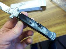 A. G. A. Campolin Maniago, Italy Maltese Cross Bayonet 9 Incher Lockback W/Brazilian Horn UNUSED!