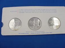 OFFICIAL US OLPMPIC TEAM COMMEMORATIVE MEDALS MUNICH SAPPORO 1972, CAL 1971