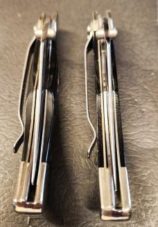 PAIR(!) 2018 Case Mid-Folding Hunter Kickstart