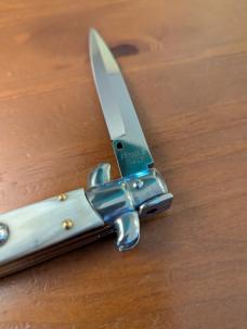 FRANK BELTRAME 23CM 9" BAYONET AUTOMATIC STILETTO FRENCH COW HORN...NEW AND SNAPPY! 