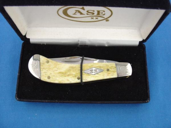 Case XX Tony Bose 62110 Saddlehorn Antique Bone 2008 Engraved Bolsters