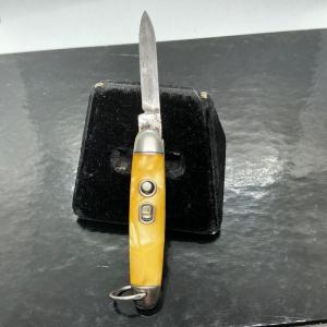 Imperial 1940s,50s SWITCHBLADE KNIFE JACKOMATIC JR PANTENT 2170537,2281782. Works perfectly 